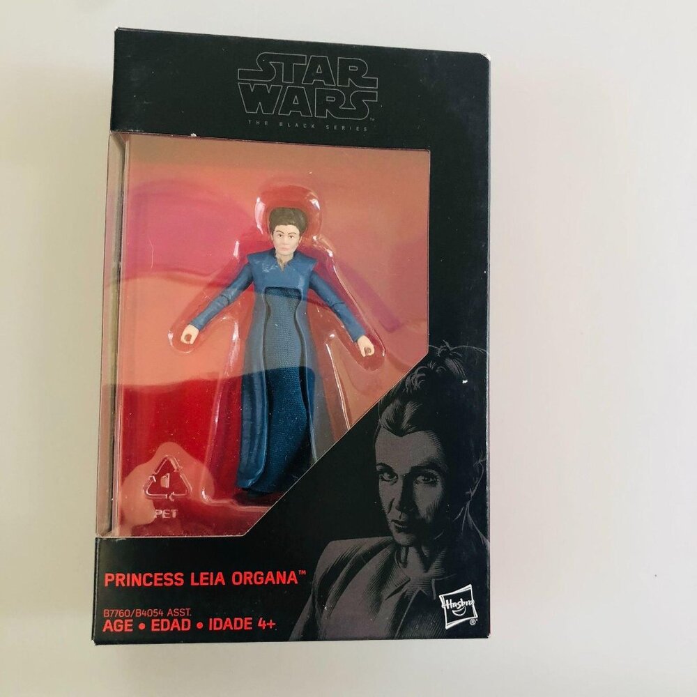 Hasbro Star Wars 3.75 Black Series Princess Leia Resistance Gown
